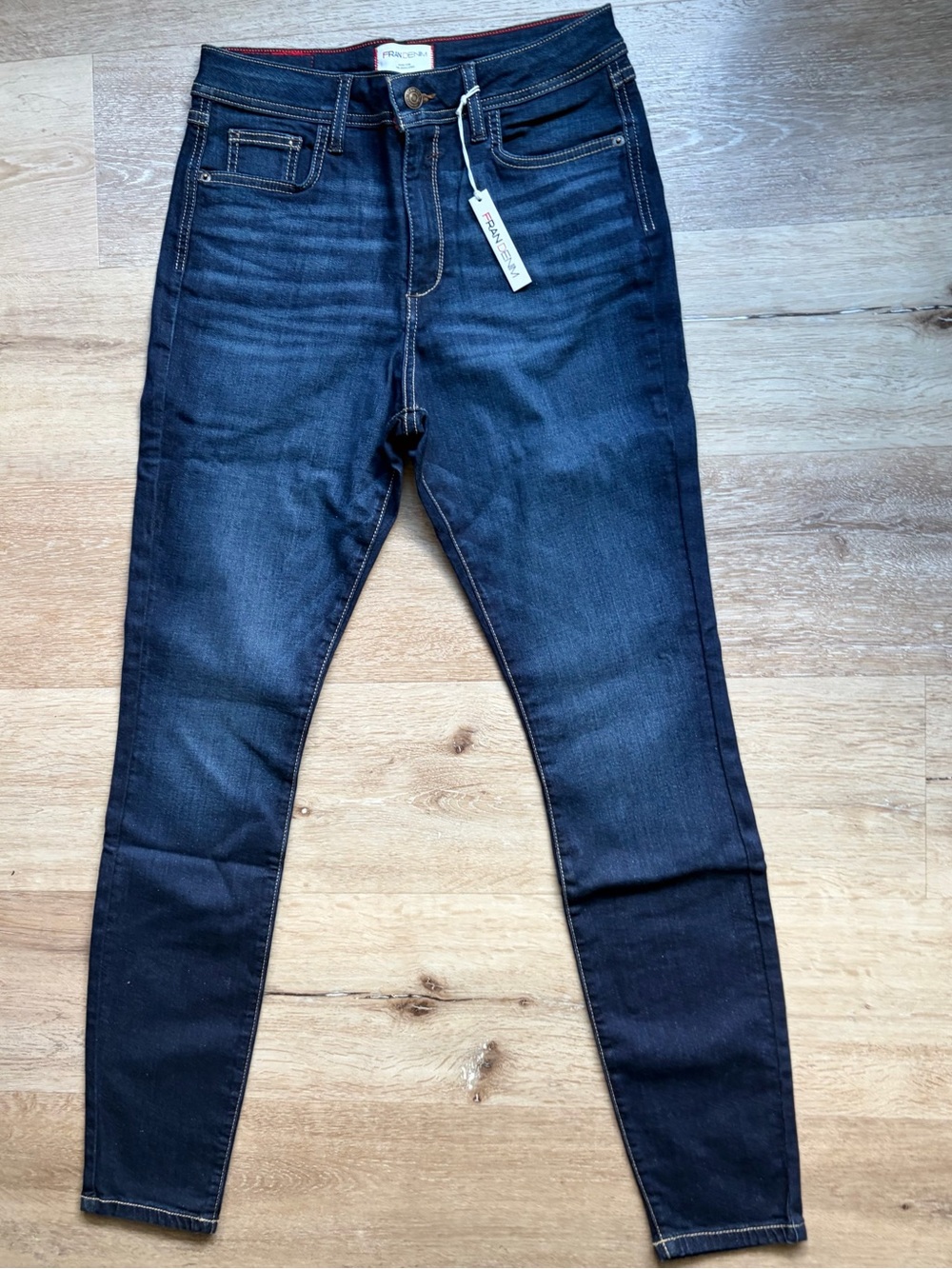 NWT Fran Denim “April” Jeans Size 28